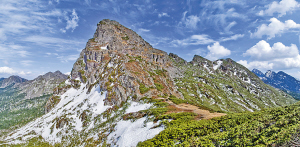 　螺髻山風(fēng)光——蓓蕾峰。涼山在線.jpg